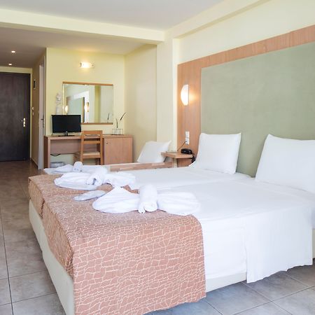 Hotel Punta Buitenkant foto