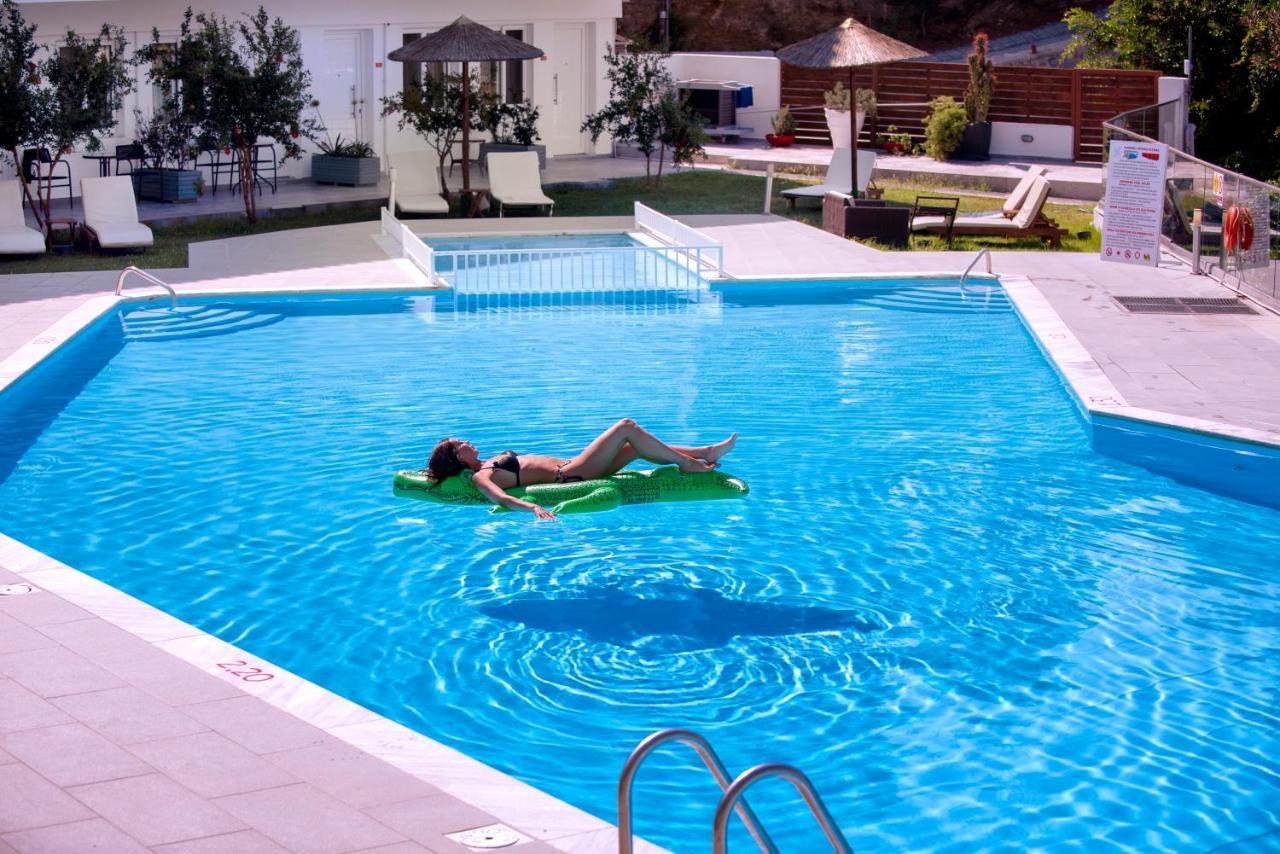 Hotel Punta Buitenkant foto