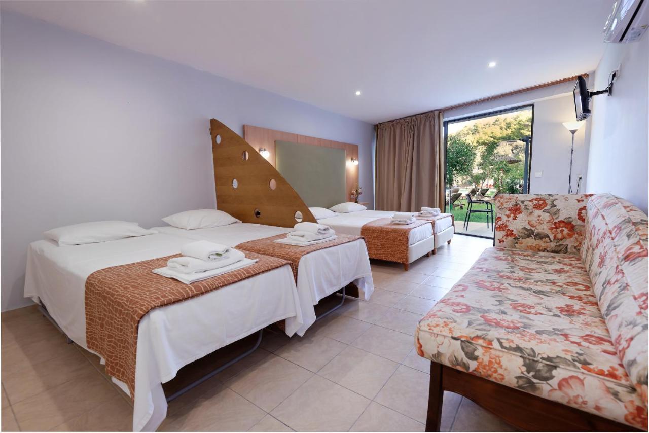 Hotel Punta Buitenkant foto
